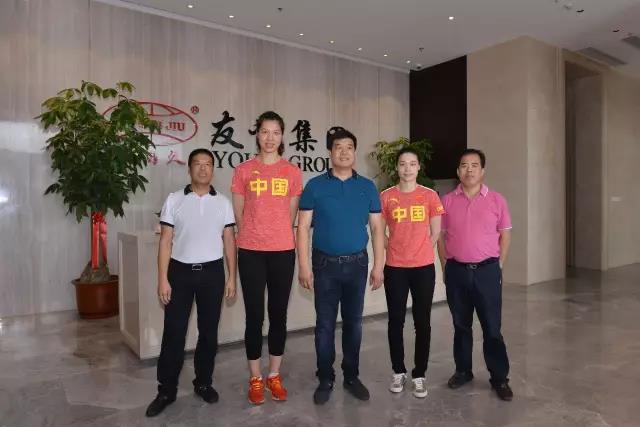 融籍女排奥运冠军，徐云丽、林莉到访Z6尊龙凯时集团总部
